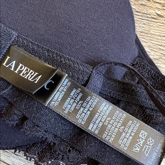 La Perla Black Lace Accent Bra - Picture 3 of 5